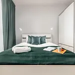 Apartments Jana Kazimierza 50 By Renters